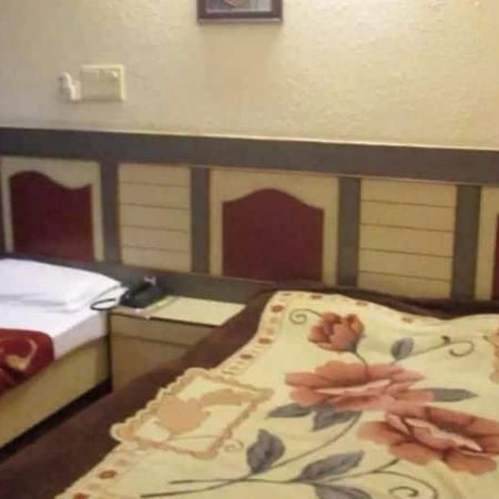Hotel Canopy Classic Бангалор Екстериор снимка