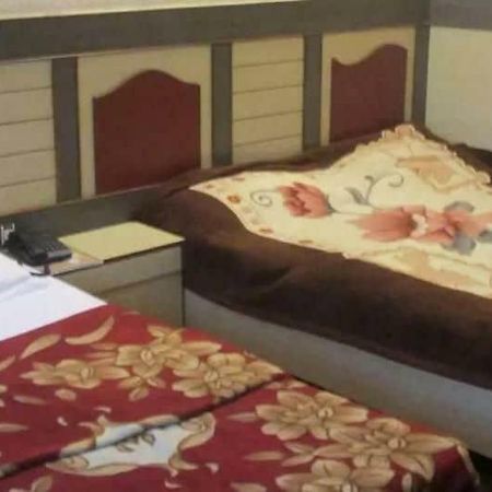 Hotel Canopy Classic Бангалор Екстериор снимка