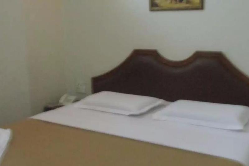 Hotel Canopy Classic Бангалор Екстериор снимка