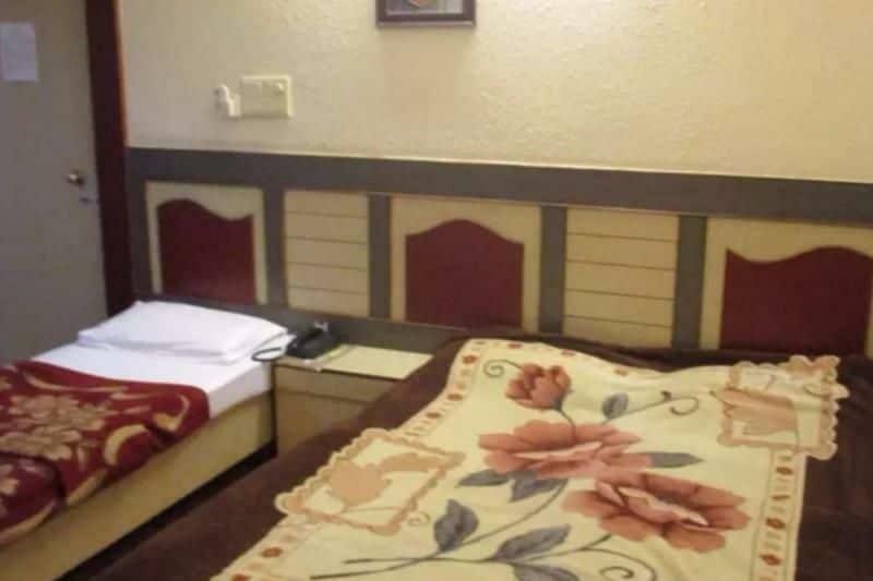 Hotel Canopy Classic Бангалор Екстериор снимка